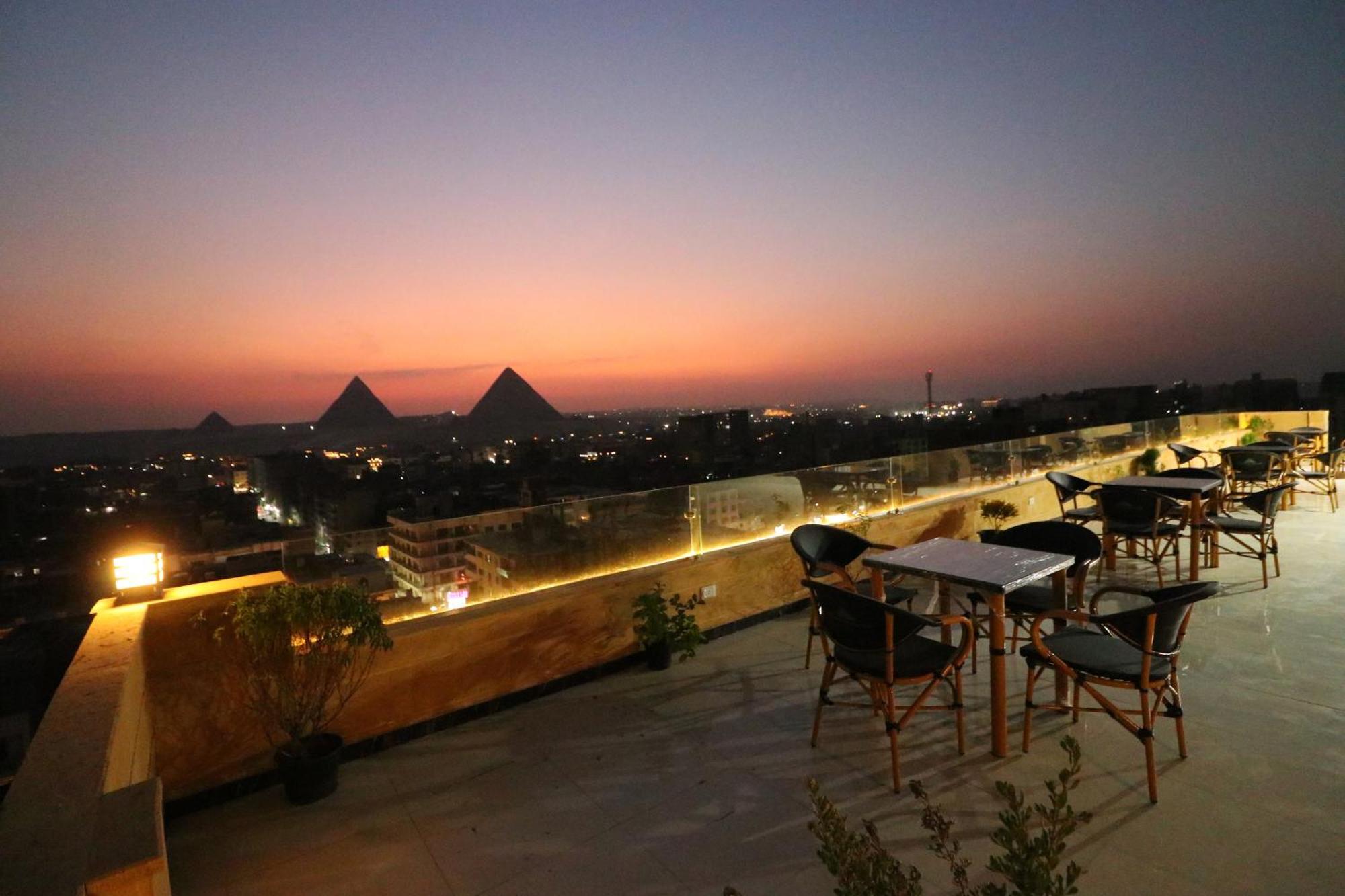 Pyramids Skyline Hotel Cairo Kafrat al Jabal ภายนอก รูปภาพ